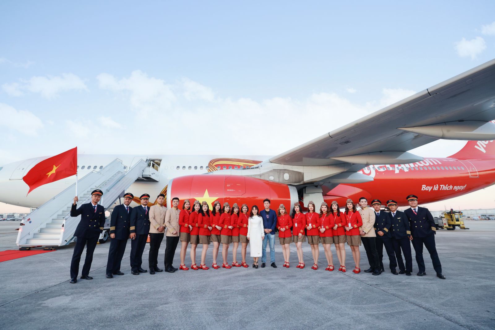 Tiếp viên hàng không Vietjet toả sáng trên mỗi hành trình bay