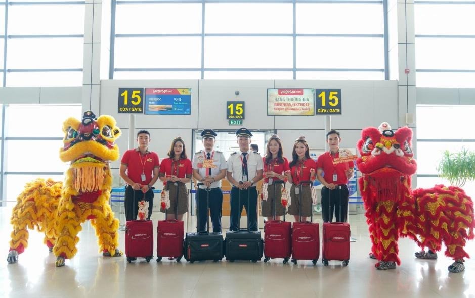 Vietjet dành tặng các bạn nhỏ Tết Trung thu ấm áp