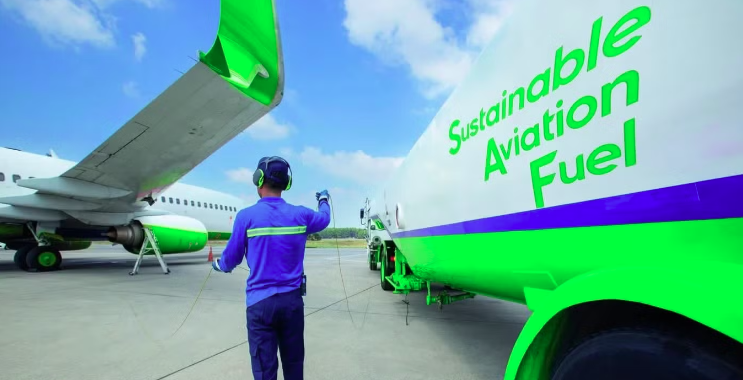Từ năm 2027, các hãng hàng không phải giảm phát thải